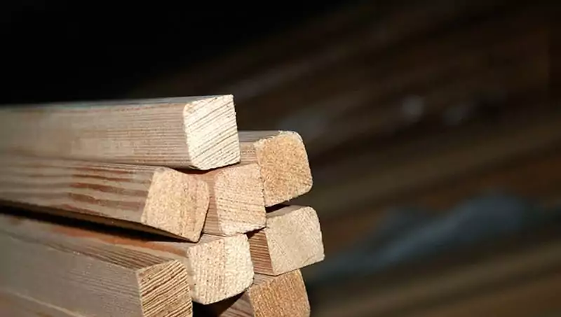 0022 Уголок, галтель, раскладка из лиственницы